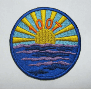 Изготовление шевронов с символикой школы